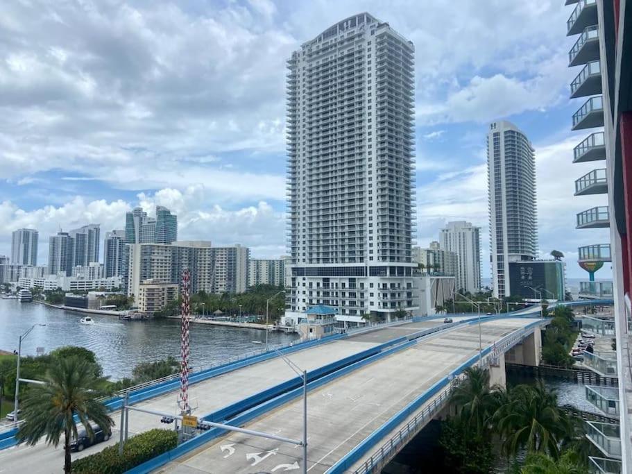 Miami Beach 1B/1B Incredible View Apartment With Kitchen Plaja Hallandale Exterior foto