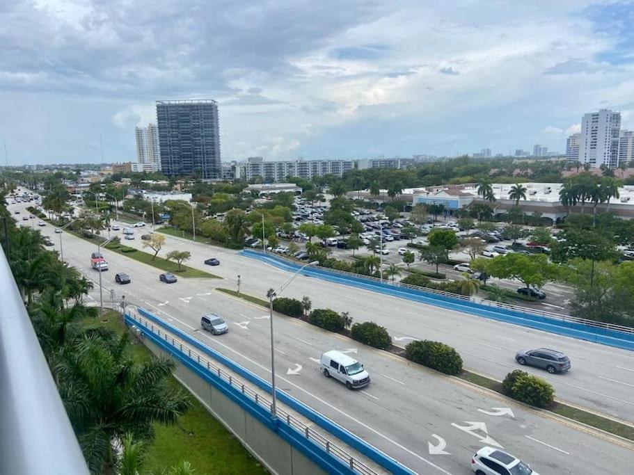 Miami Beach 1B/1B Incredible View Apartment With Kitchen Plaja Hallandale Exterior foto